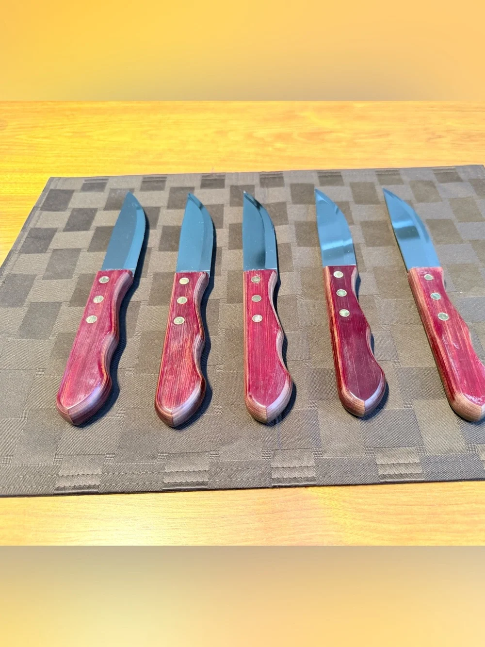 Individual Smith & Wollensky Steak House Walco Big Red Jumbo Steak Knife, 10”